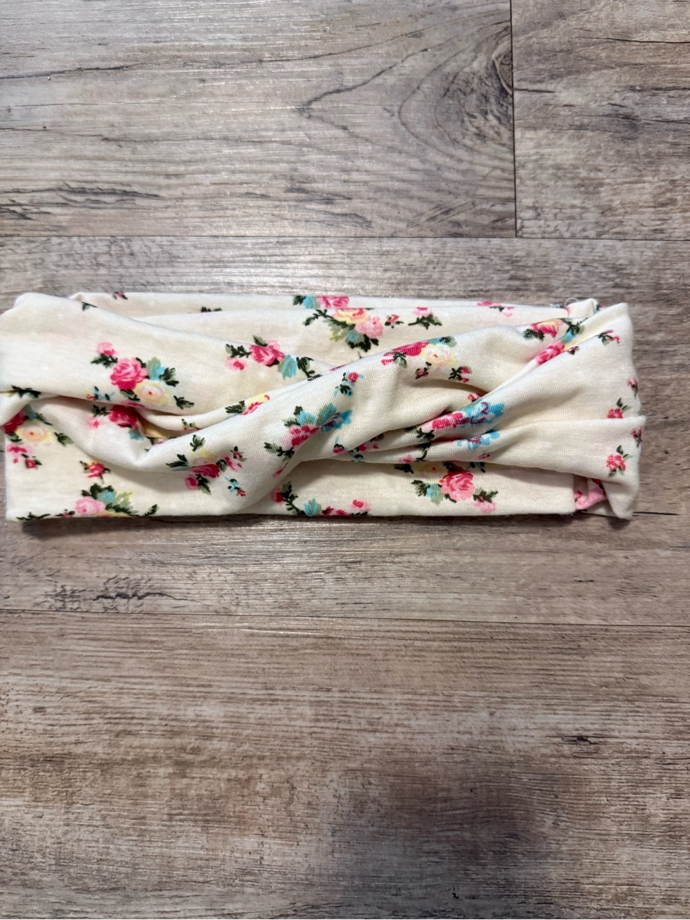 Floral Twist Headband in Cream and Pink